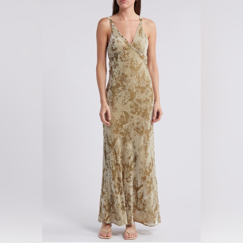 NWT Mango Javier Burnout Velvet Maxi Dress | Moss Green